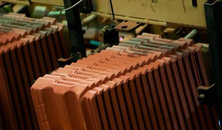 Как глина превращается в шедевр керамики.